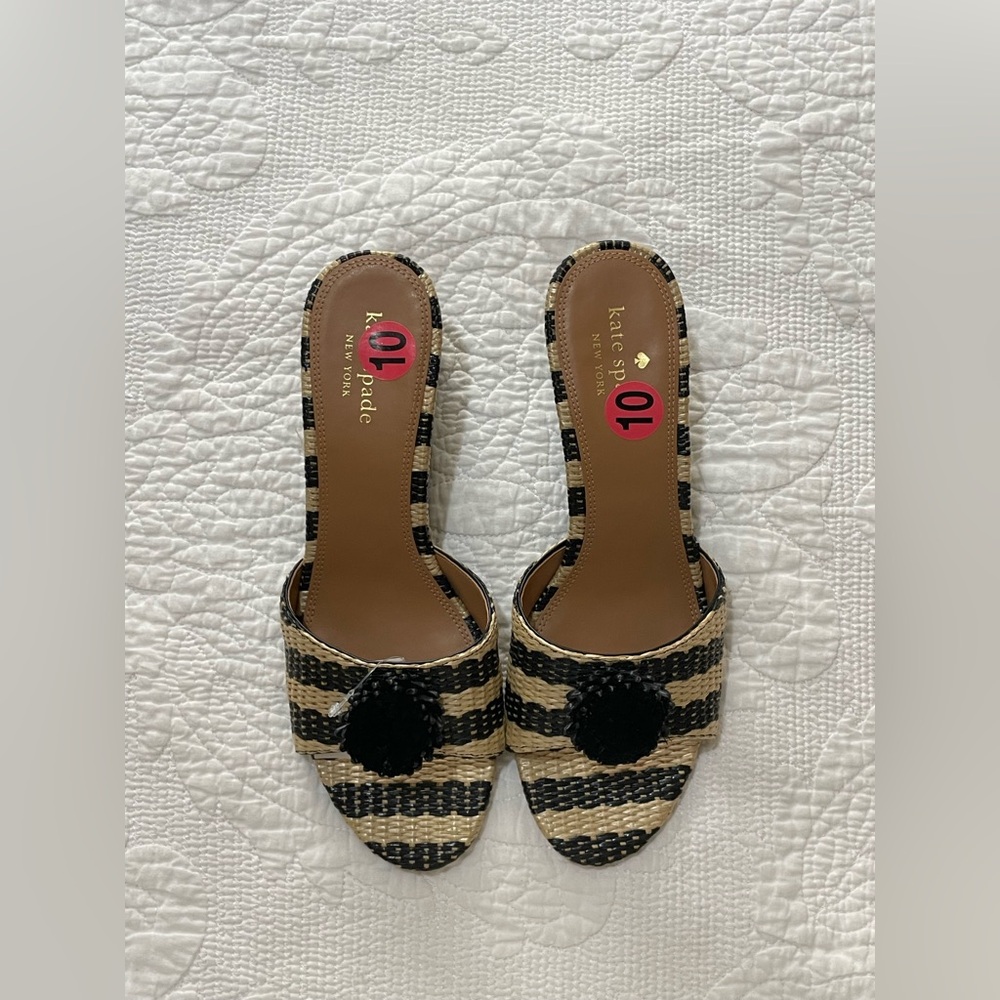 Kate Spade| Women’s black and tan woven wedge sandals with floret | Size 10 - Picture 2 of 9